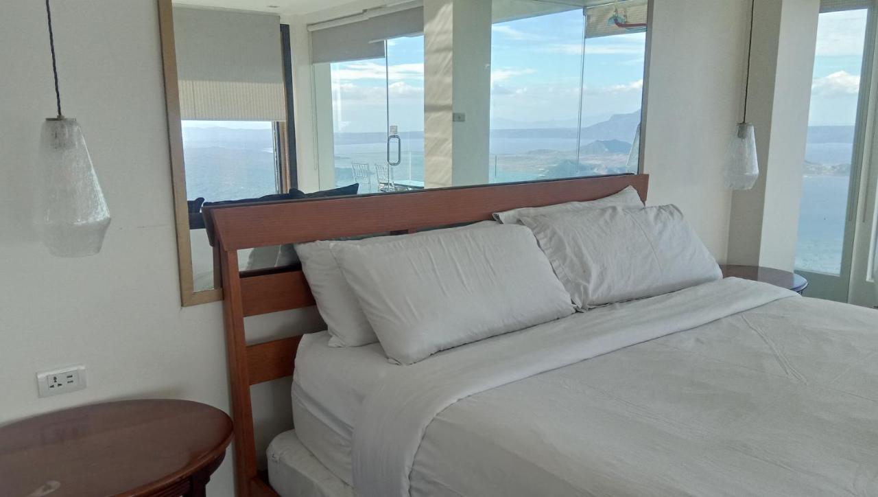 The Carmelence View Bed and Breakfast Tagaytay City Exteriör bild