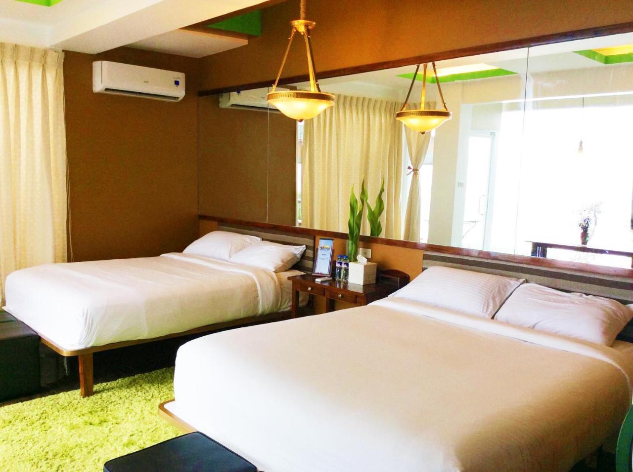 The Carmelence View Bed and Breakfast Tagaytay City Exteriör bild