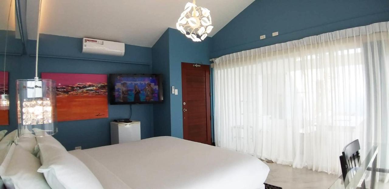 The Carmelence View Bed and Breakfast Tagaytay City Exteriör bild