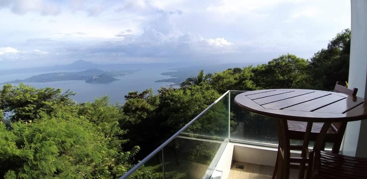 The Carmelence View Bed and Breakfast Tagaytay City Exteriör bild